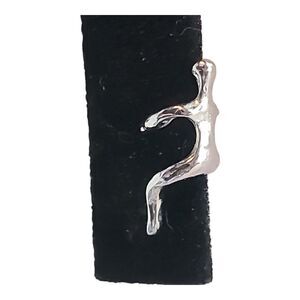 New Silver Man‎ Climbing Sitting Ear Cuff Earring 90s